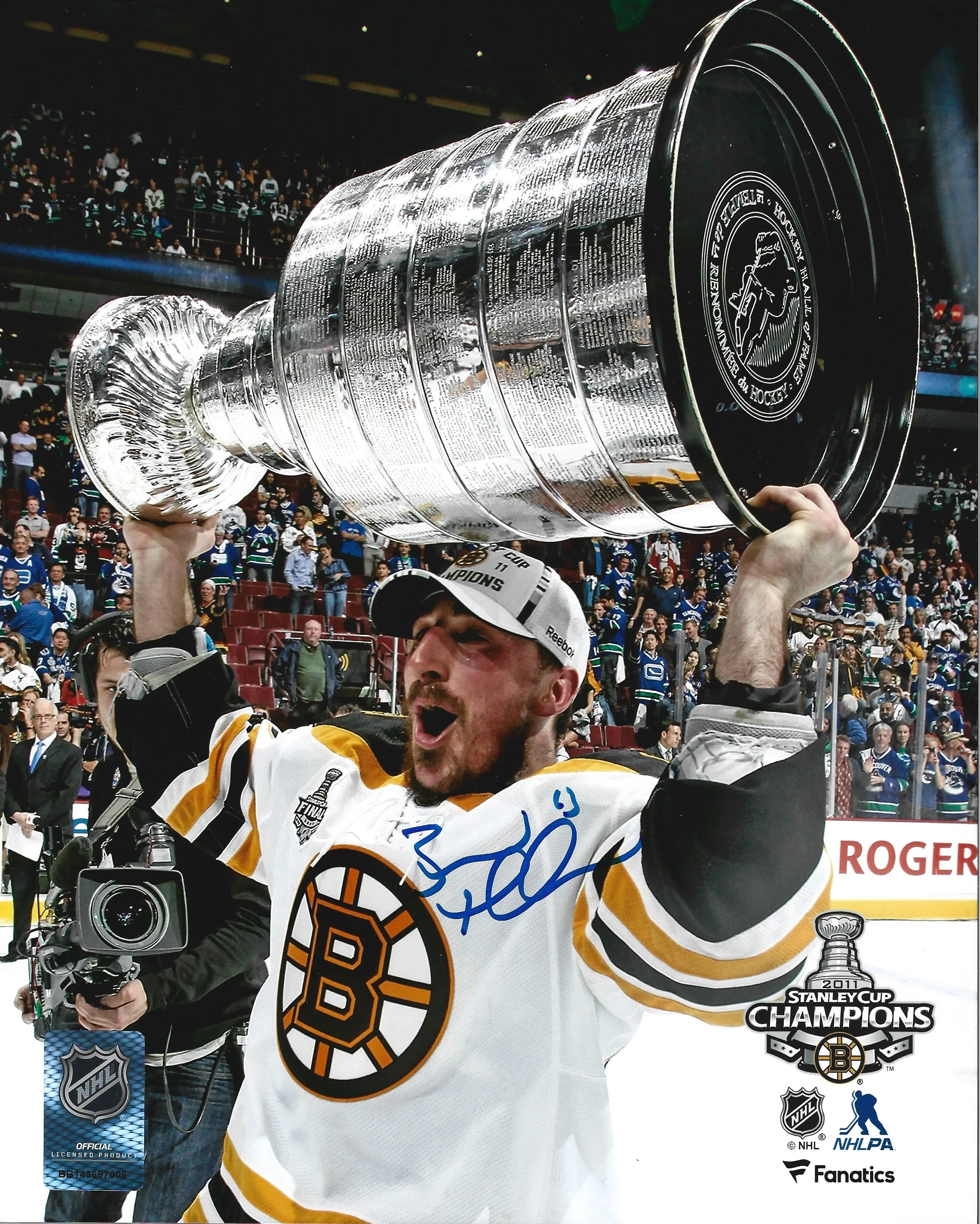 Brad Marchand 2011 Stanley Cup Boston Bruins Autographed 11" x 14" Hockey Photo