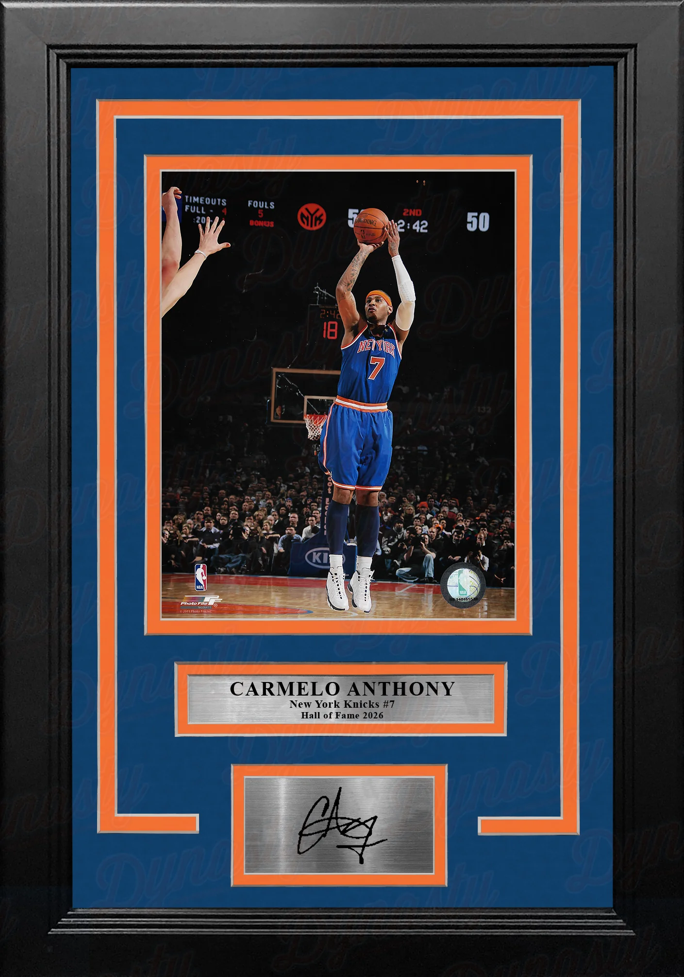 Carmelo Anthony Shooting Action New York Knicks 8x10 Framed Basketball Photo with Engraved Autograph - Image 2
