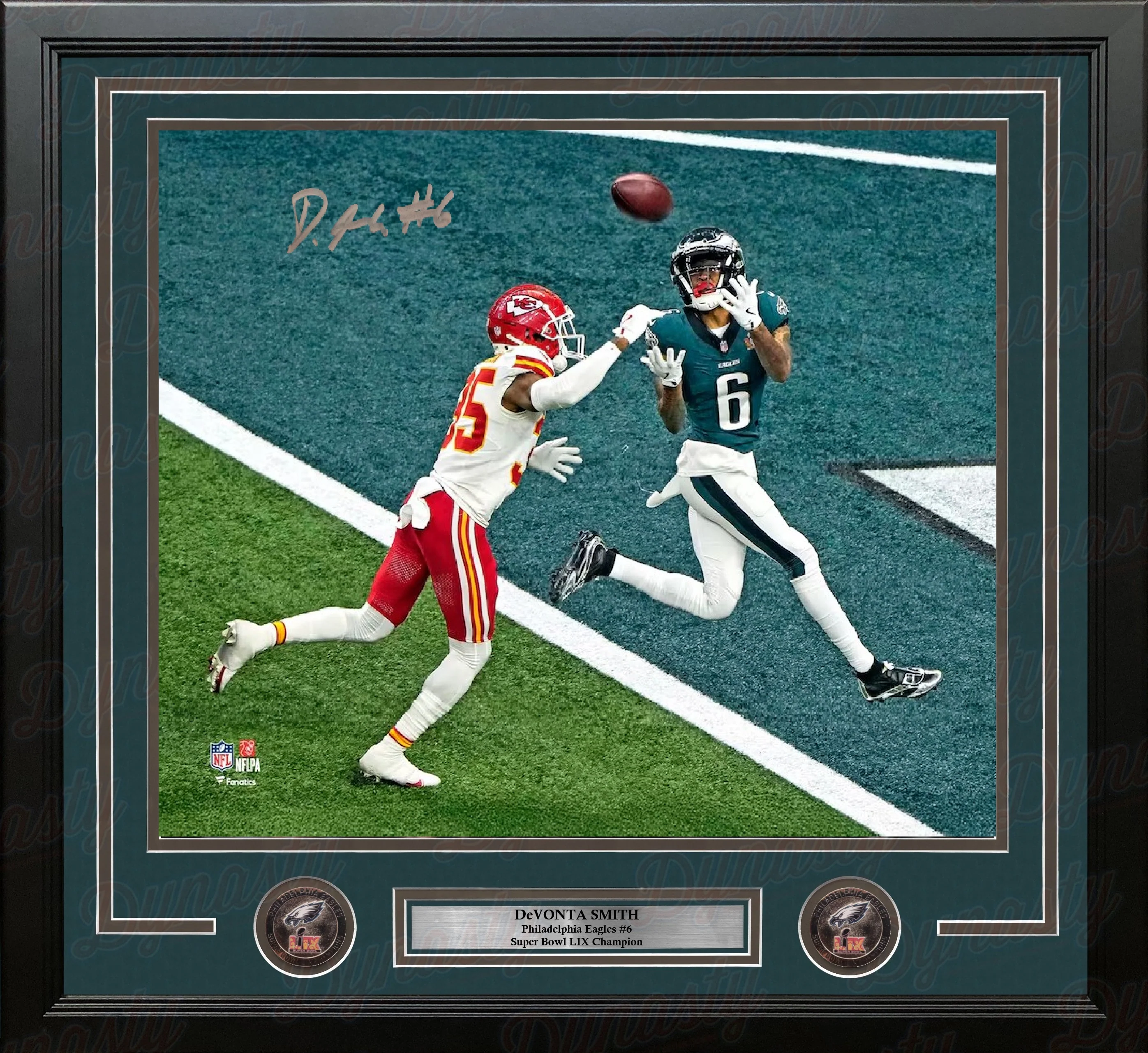 DeVonta Smith Super Bowl LIX Touchdown Philadelphia Eagles Autographed 16" x 20" Framed Football Photo