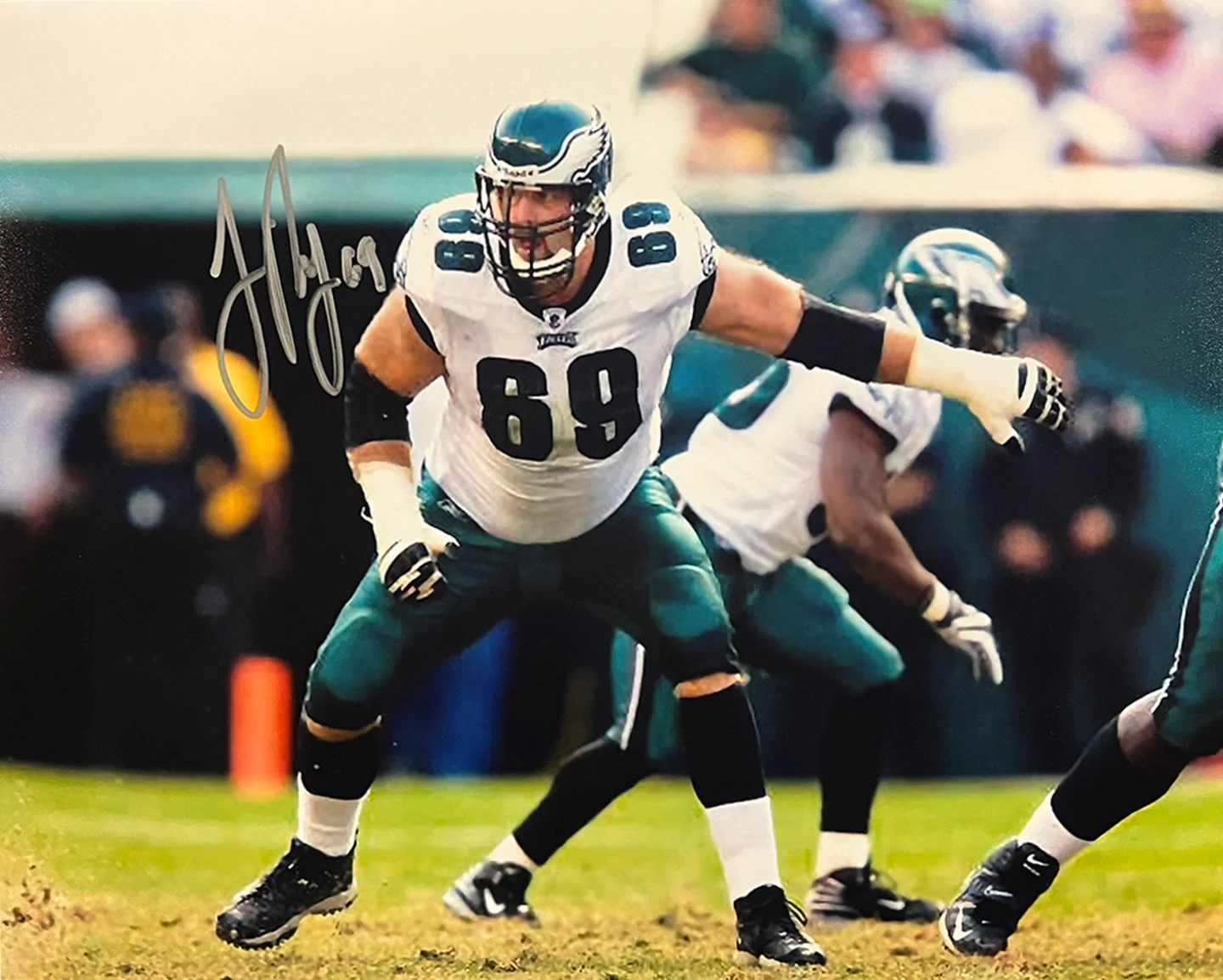 Jon Runyan in Action Autographed Philadelphia Eagles 8" x 10" Football Photo - Image 2