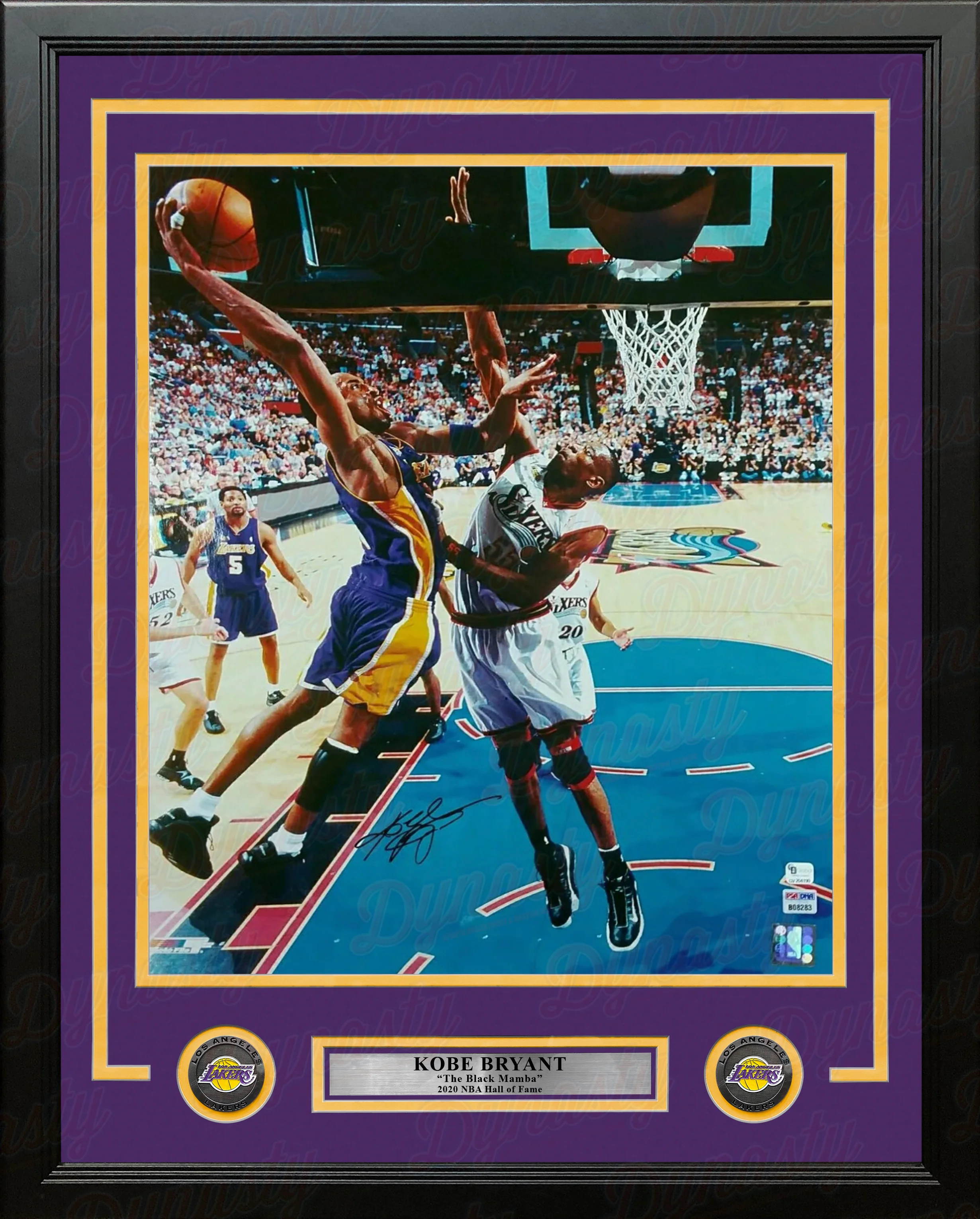 Kobe Bryant 2001 NBA Finals Autographed Los Angeles Lakers 16x20 Framed Basketball Photo - Image 2