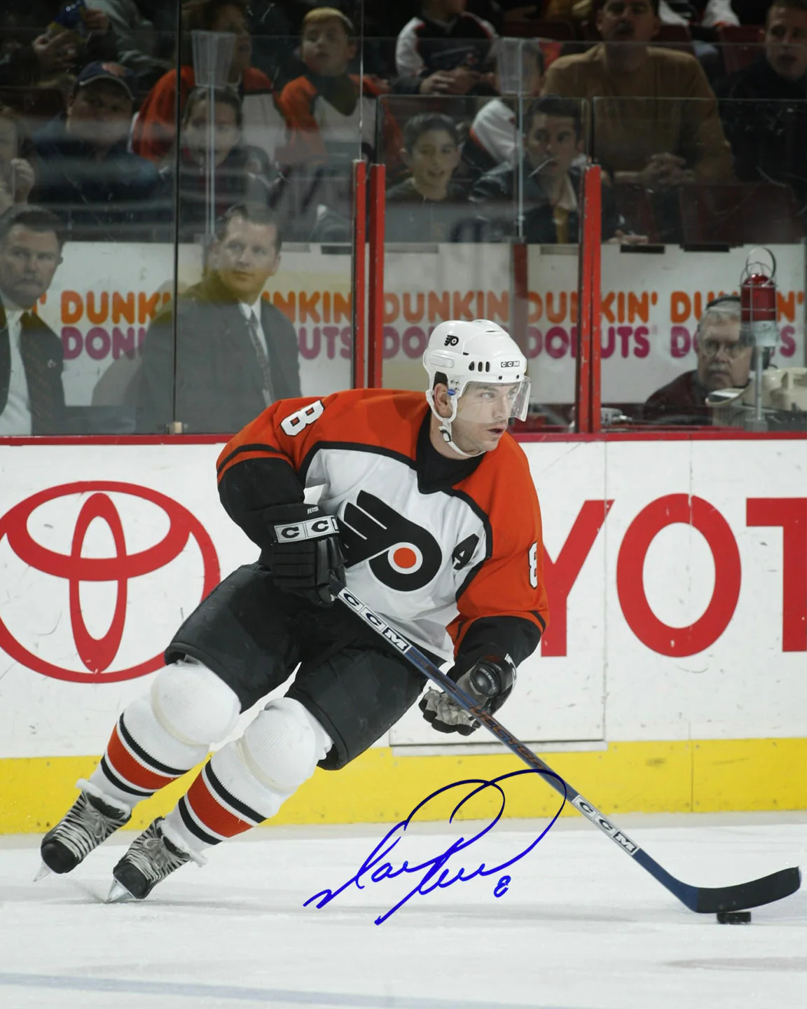 Mark Recchi in Action Philadelphia Flyers Autographed 8" x 10" Hockey Photo - Image 2