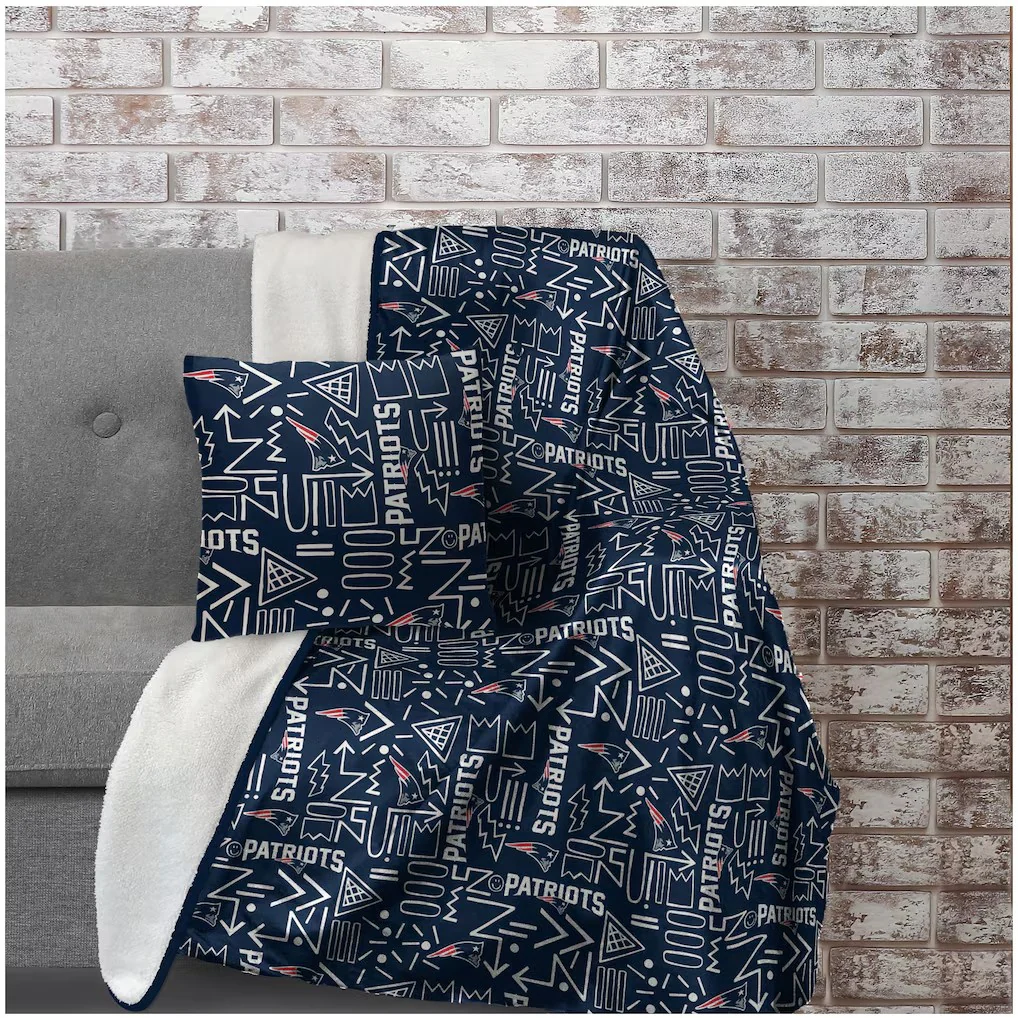 New England Patriots Doodle Pop Poly Span Blanket and Pillow Combo Set - Image 2