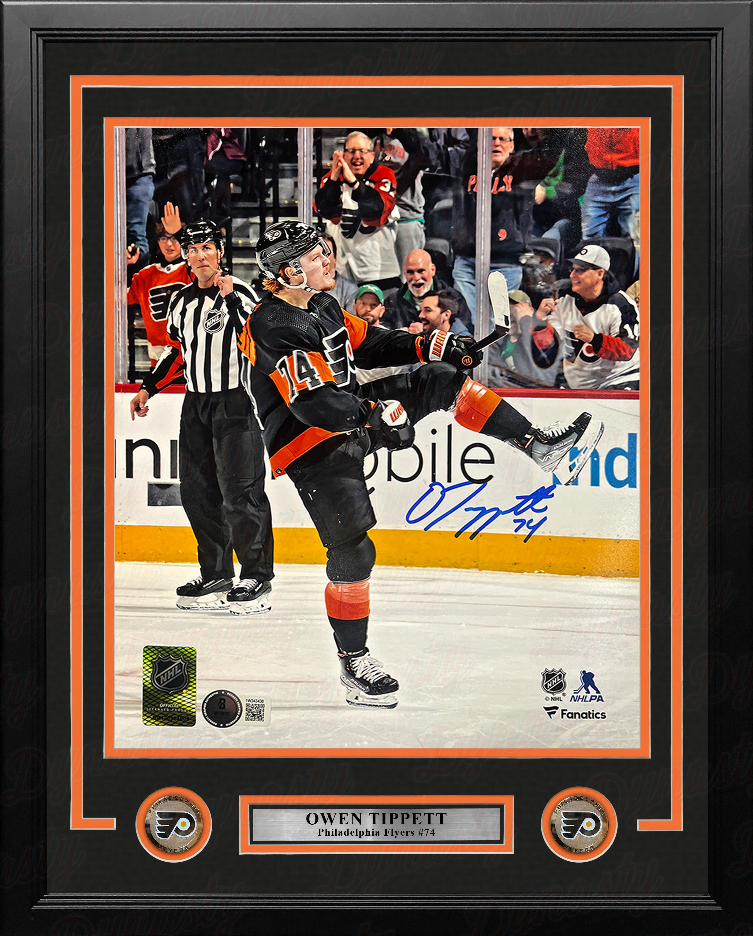 Owen Tippett Goal Celebration Philadelphia Flyers Autographed 11" x 14" Framed Hockey Photo - Image 2