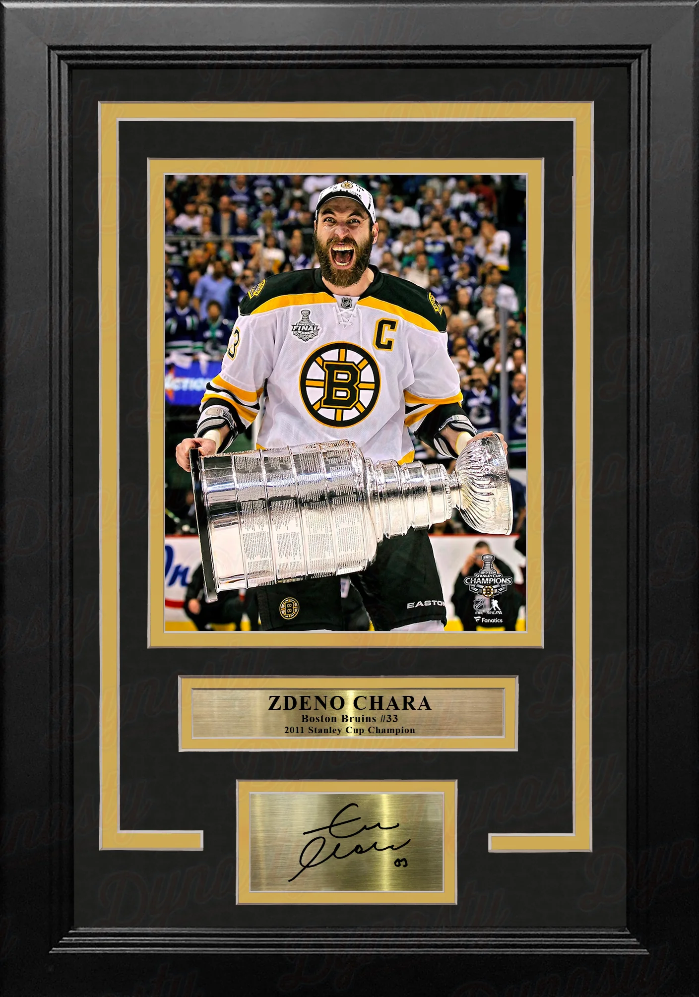 Zdeno Chara Hoists The Stanley Cup Boston Bruins 8x10 Framed Hockey Photo with Engraved Autograph - Image 2