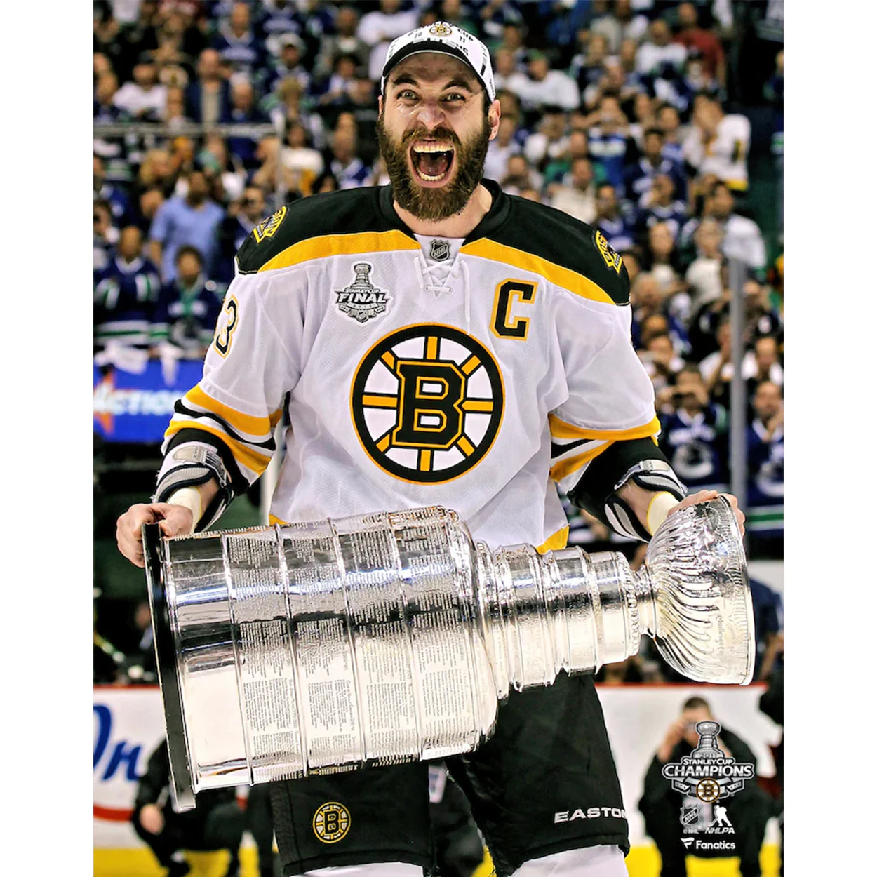 Zdeno Chara Hoists The Stanley Cup Boston Bruins Hockey Photo - Image 2